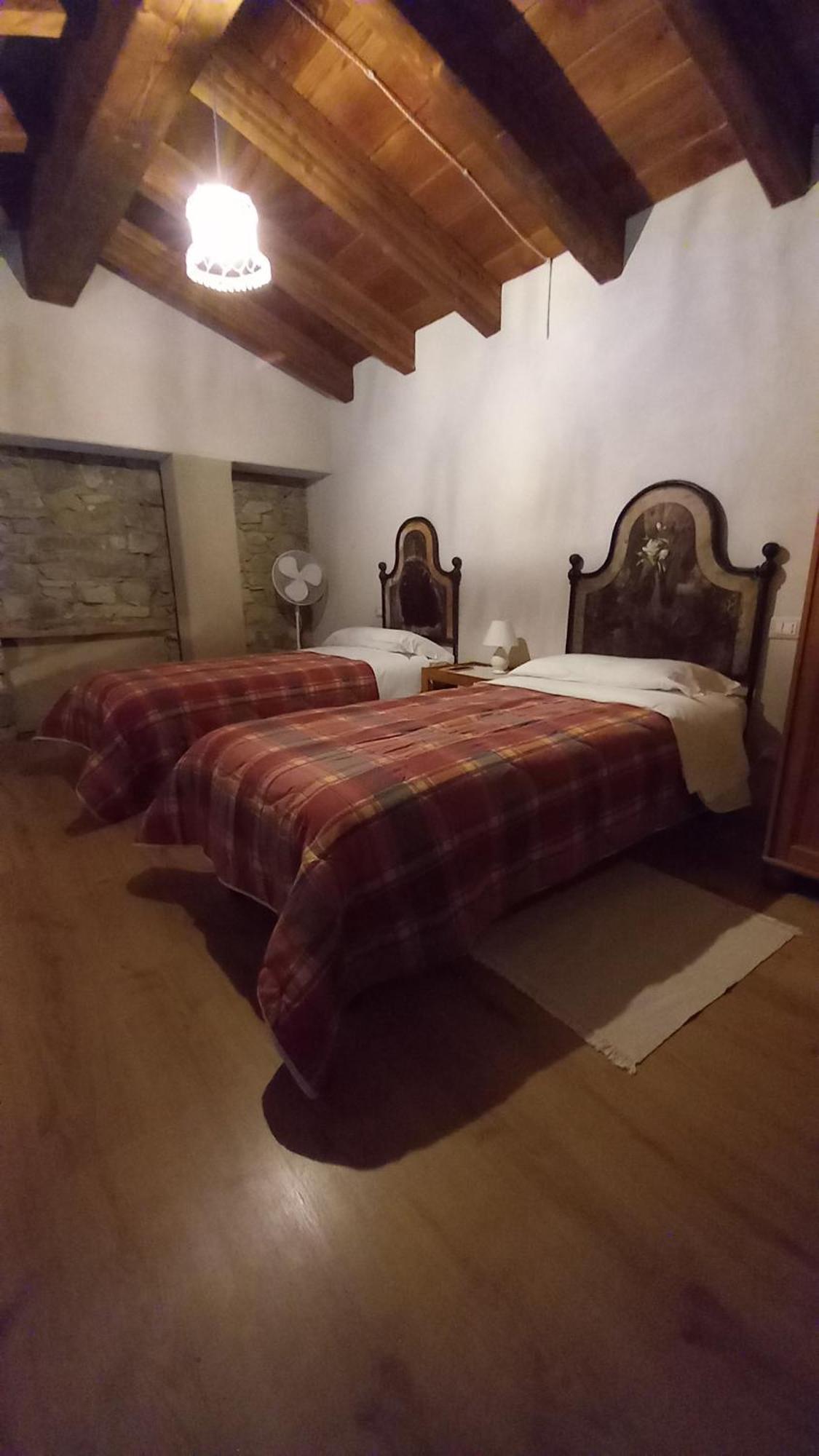 Hotel La Casa di LILLIA Castelnovo ne' Monti Esterno foto